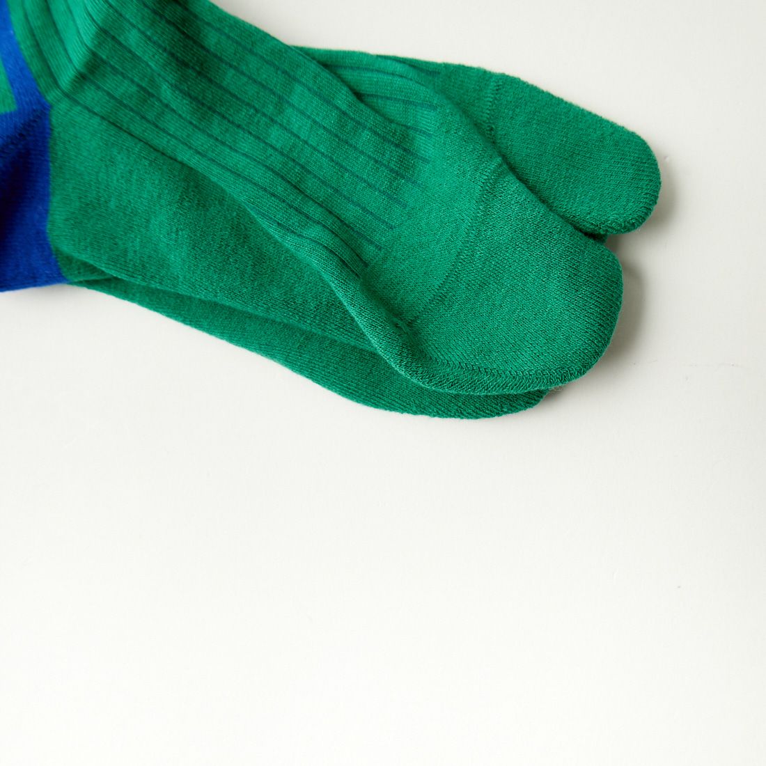 The Role design [ザ ロールデザイン] サイドラインソックス [RLD-666-239014] GREEN