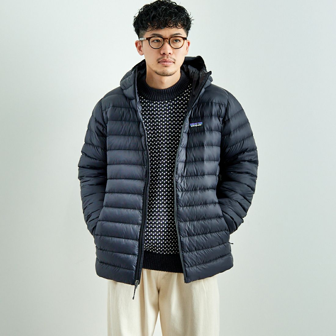 patagonia [パタゴニア] メンズ ダウン セーター フーディ [84702] BLK &&モデル身長：168cm 着用サイズ：L&&