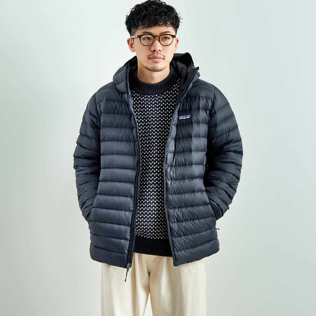 patagonia [パタゴニア] メンズ ダウン セーター フーディ [84702] BLK &&モデル身長：168cm 着用サイズ：L&&