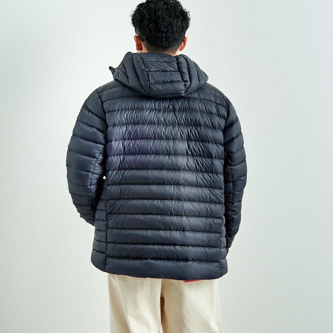patagonia [パタゴニア] メンズ ダウン セーター フーディ [84702] BLK &&モデル身長：168cm 着用サイズ：L&&
