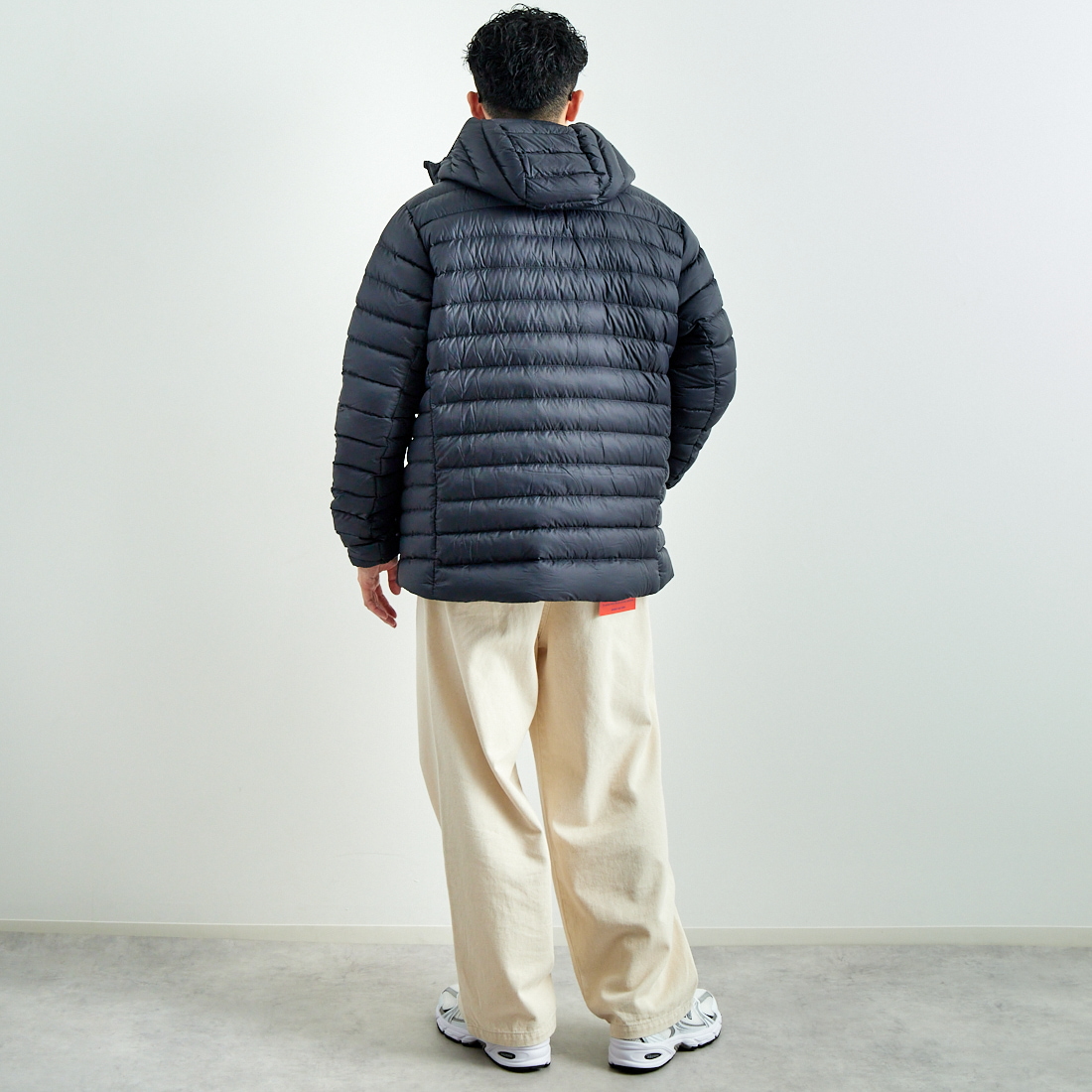 patagonia [パタゴニア] メンズ ダウン セーター フーディ [84702] BLK &&モデル身長：168cm 着用サイズ：L&&