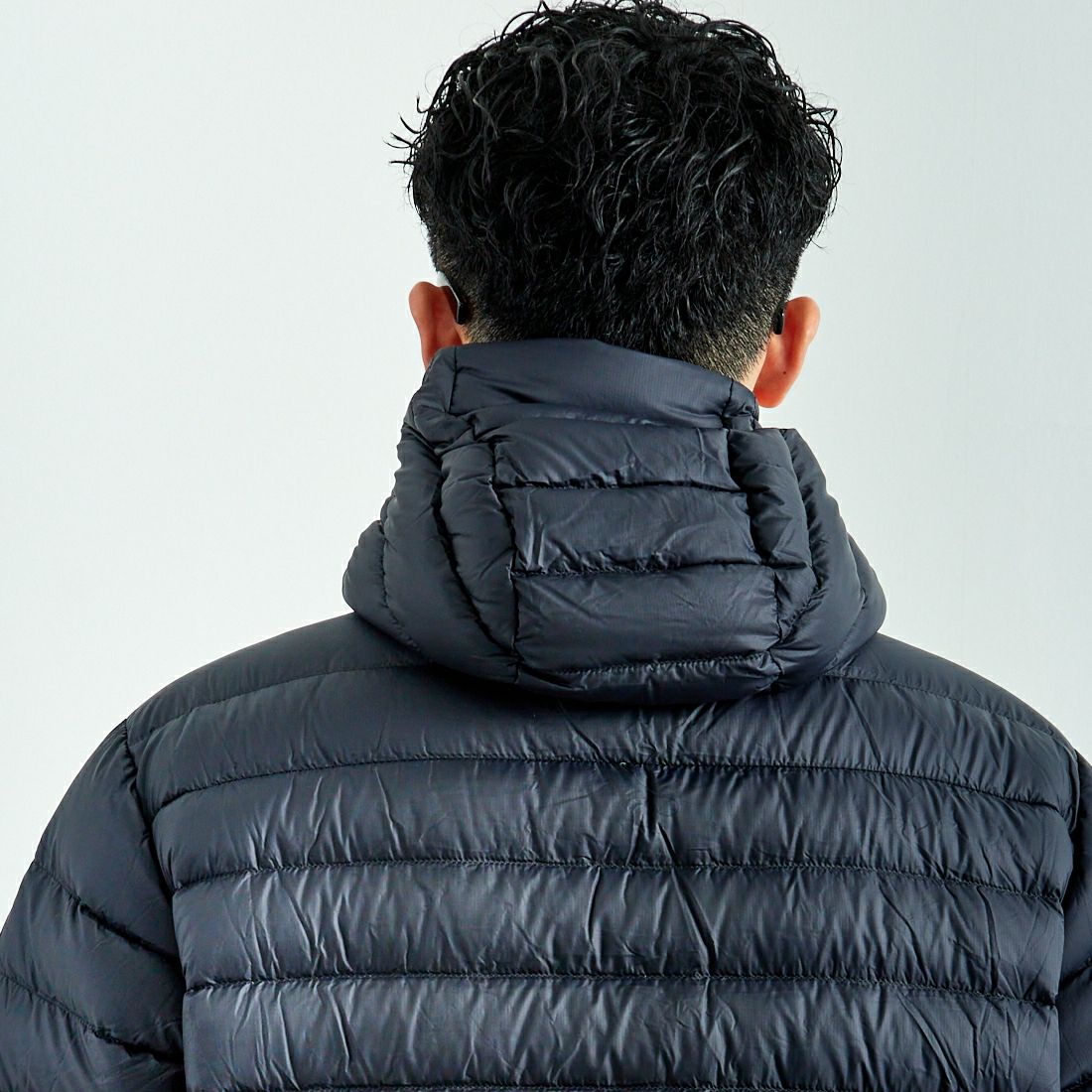 patagonia [パタゴニア] メンズ ダウン セーター フーディ [84702] BLK &&モデル身長：168cm 着用サイズ：L&&