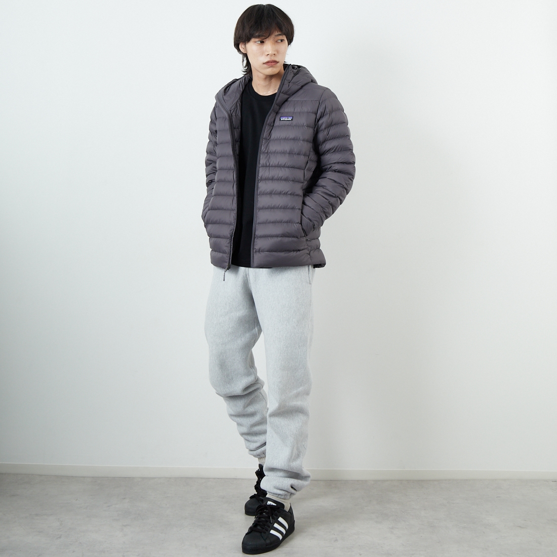 patagonia [パタゴニア] メンズ ダウン セーター フーディ [84702] FEG &&モデル身長：179cm 着用サイズ：M&&