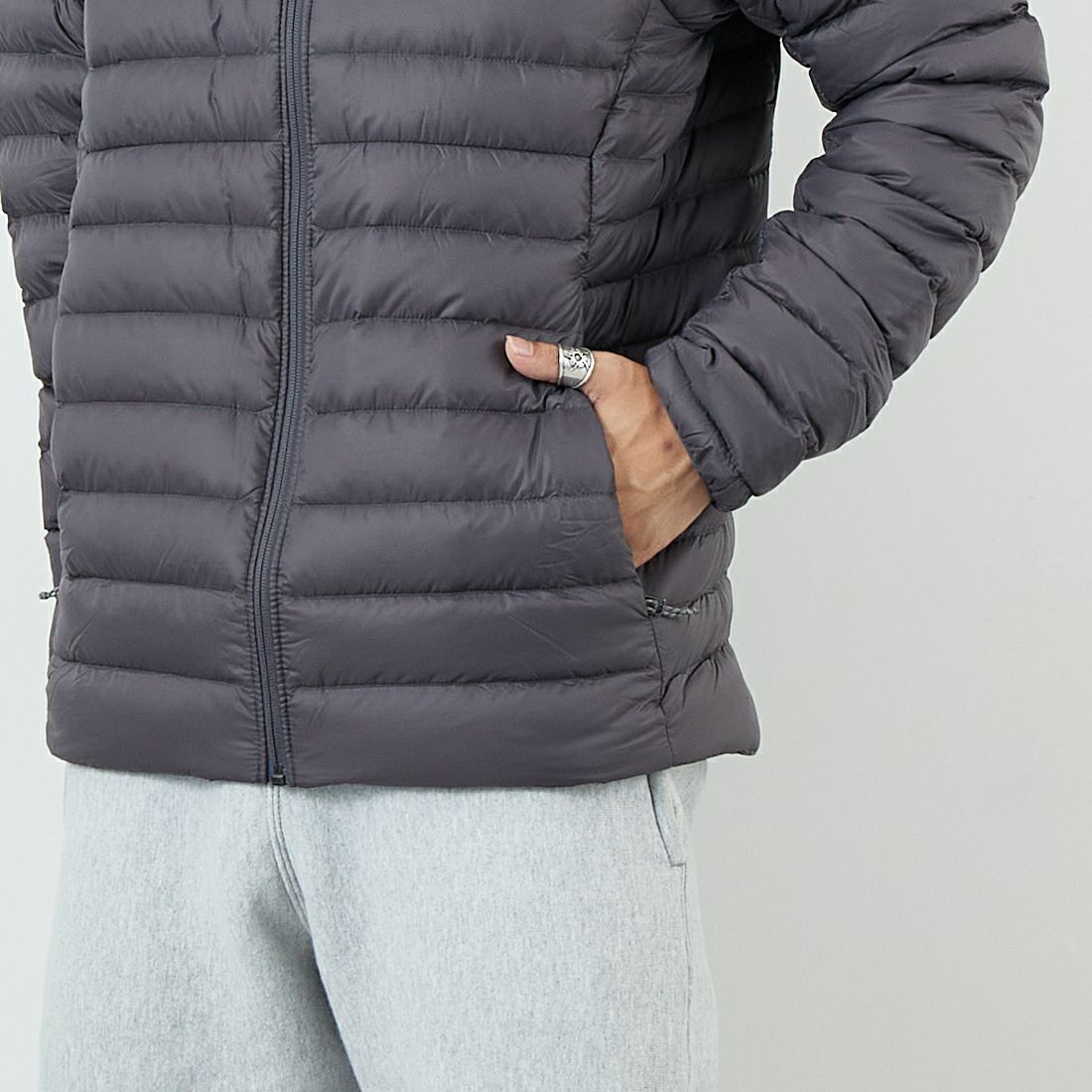 patagonia [パタゴニア] メンズ ダウン セーター フーディ [84702] FEG &&モデル身長：179cm 着用サイズ：M&&