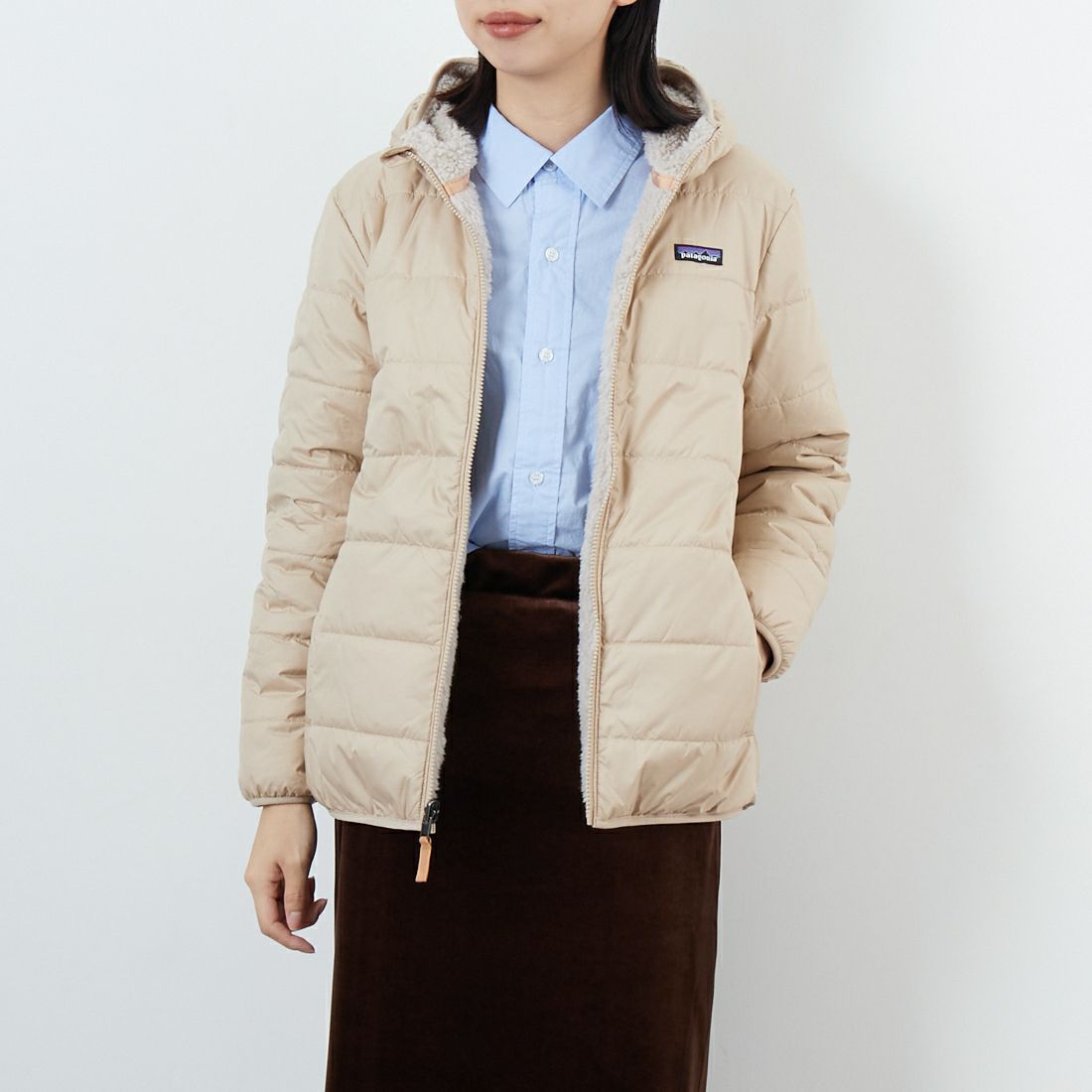 patagonia [パタゴニア] リバーシブル レディ フレディ フーディ [68095] ORTN &&モデル身長：162cm 着用サイズ：KID-XL&&