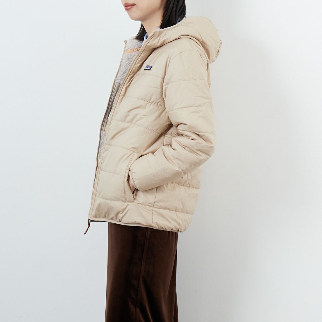 patagonia [パタゴニア] リバーシブル レディ フレディ フーディ [68095] ORTN &&モデル身長：162cm 着用サイズ：KID-XL&&