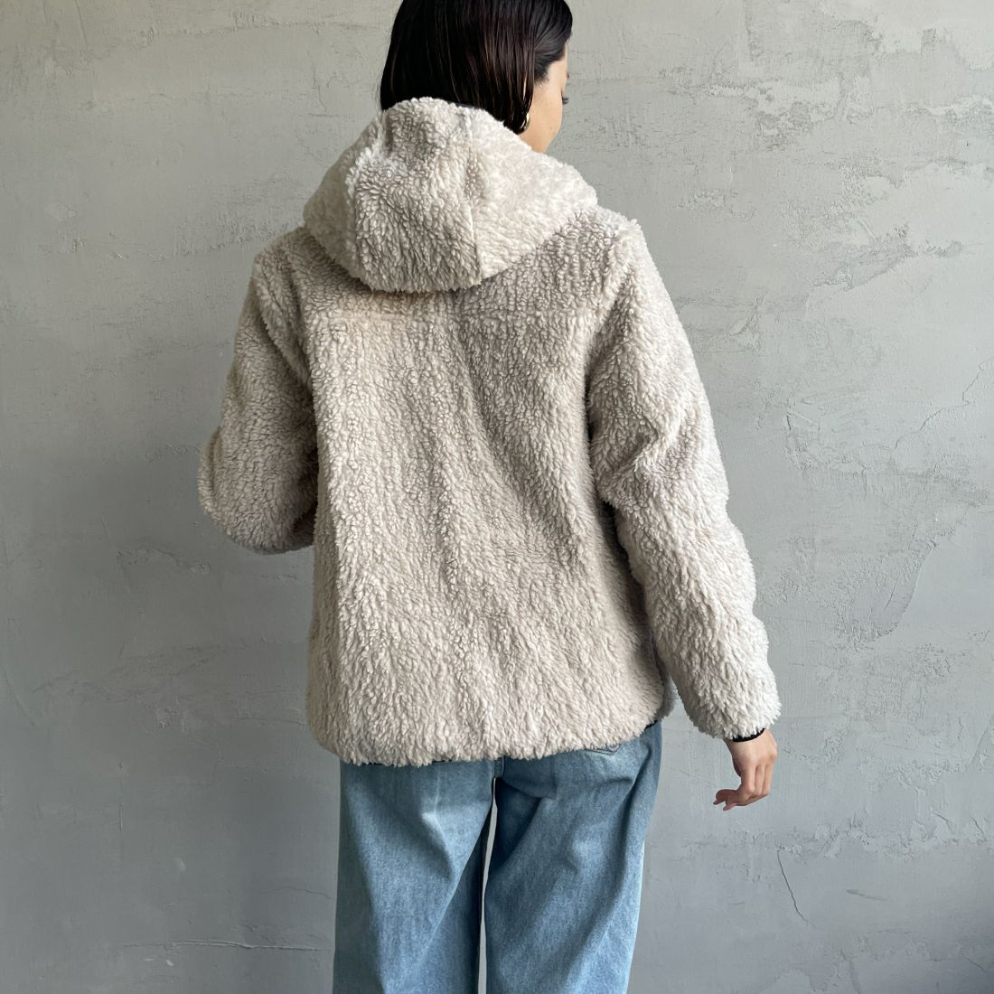patagonia [パタゴニア] リバーシブル レディ フレディ フーディ [68095] NENA&&モデル身長：163cm 着用サイズ：KID-XL&&