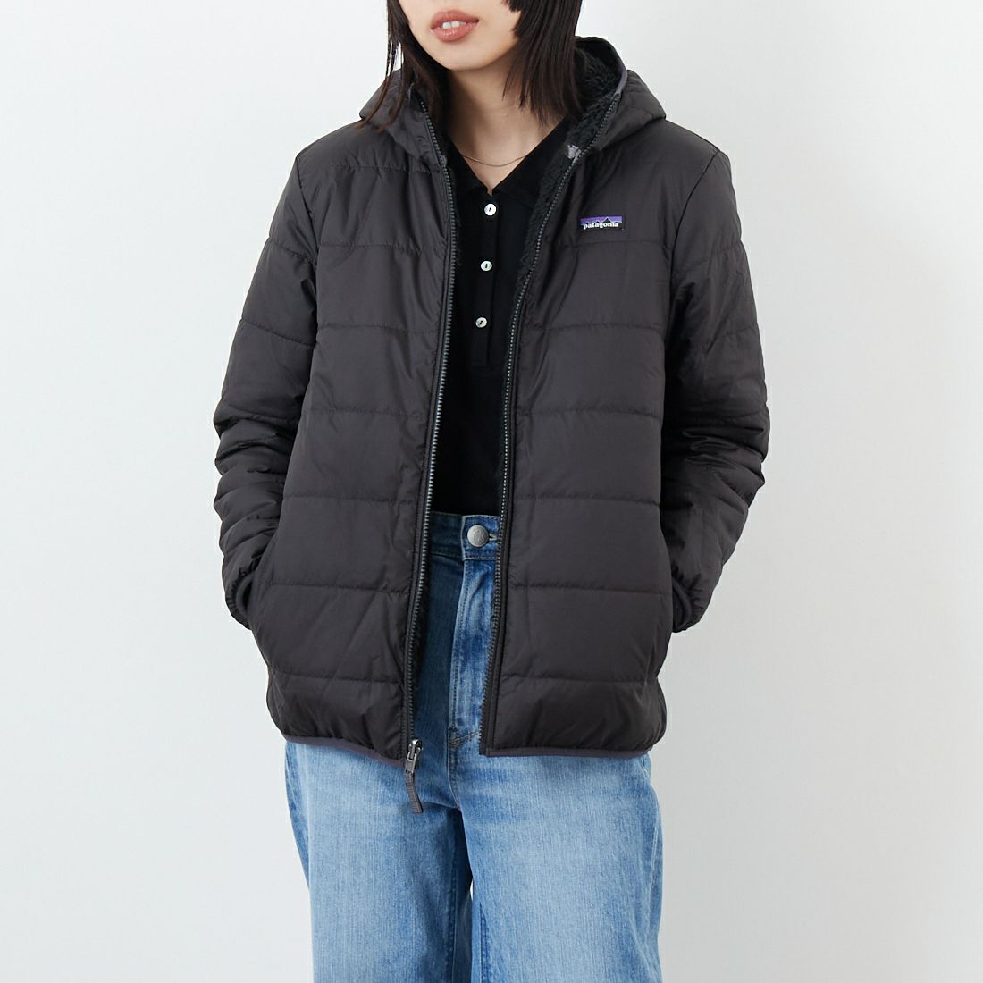 patagonia [パタゴニア] リバーシブル レディ フレディ フーディ [68095] INBK&&モデル身長：162cm 着用サイズ：KID-XL&&