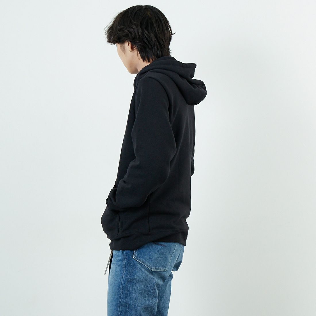 patagonia [パタゴニア] 73 スカイライン アップライザルフーディ [39678] INBK &&モデル身長：179cm 着用サイズ：M&&
