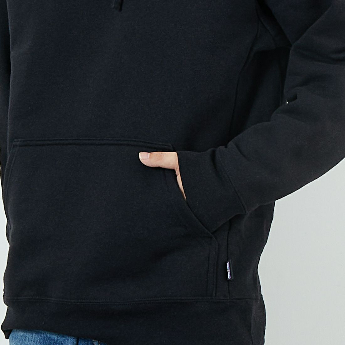 patagonia [パタゴニア] 73 スカイライン アップライザルフーディ [39678] INBK &&モデル身長：179cm 着用サイズ：M&&