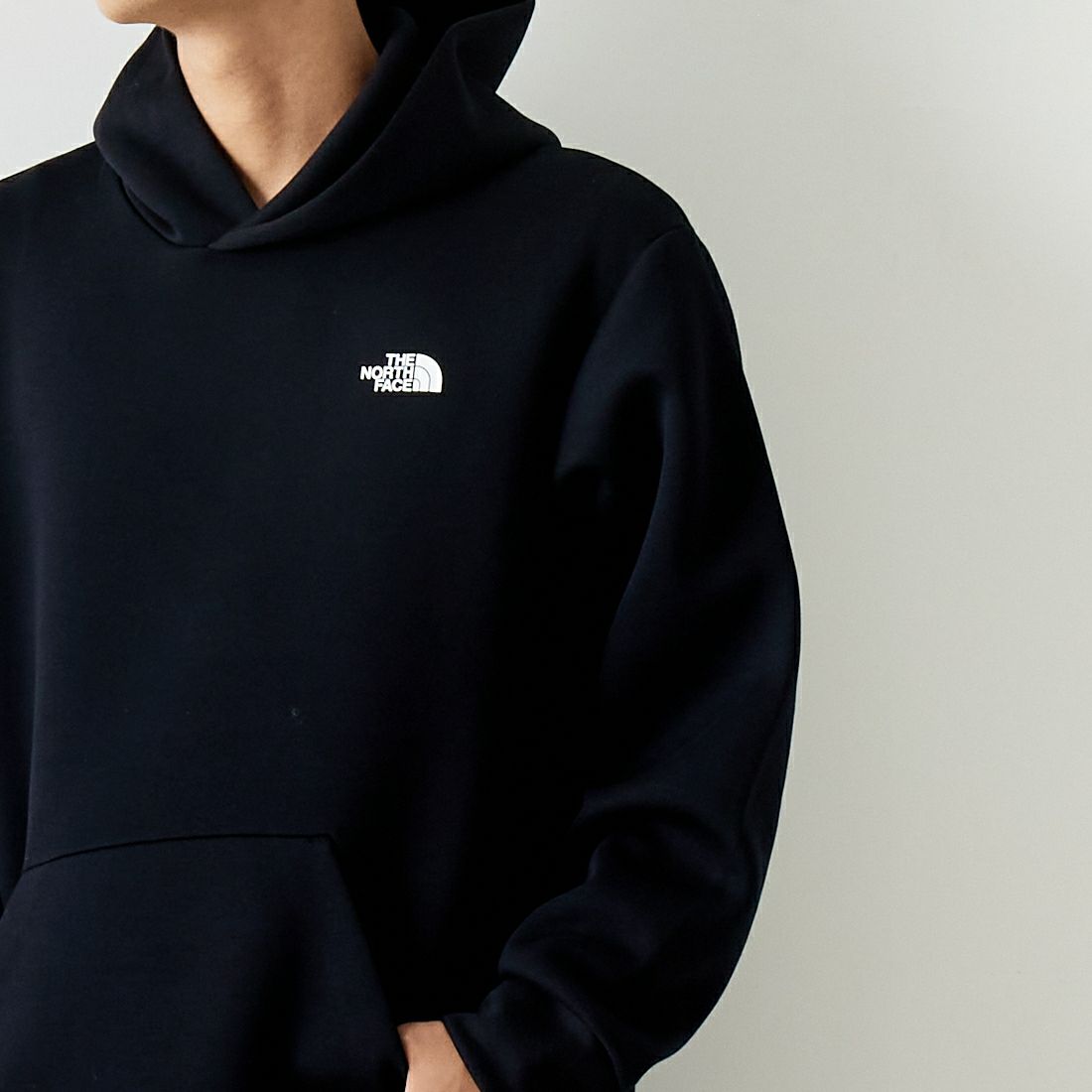 THE NORTH FACE [ザ ノースフェイス] テックエアースウェットワイドフーディ [NT62385] K ﾌﾞﾗｯｸ