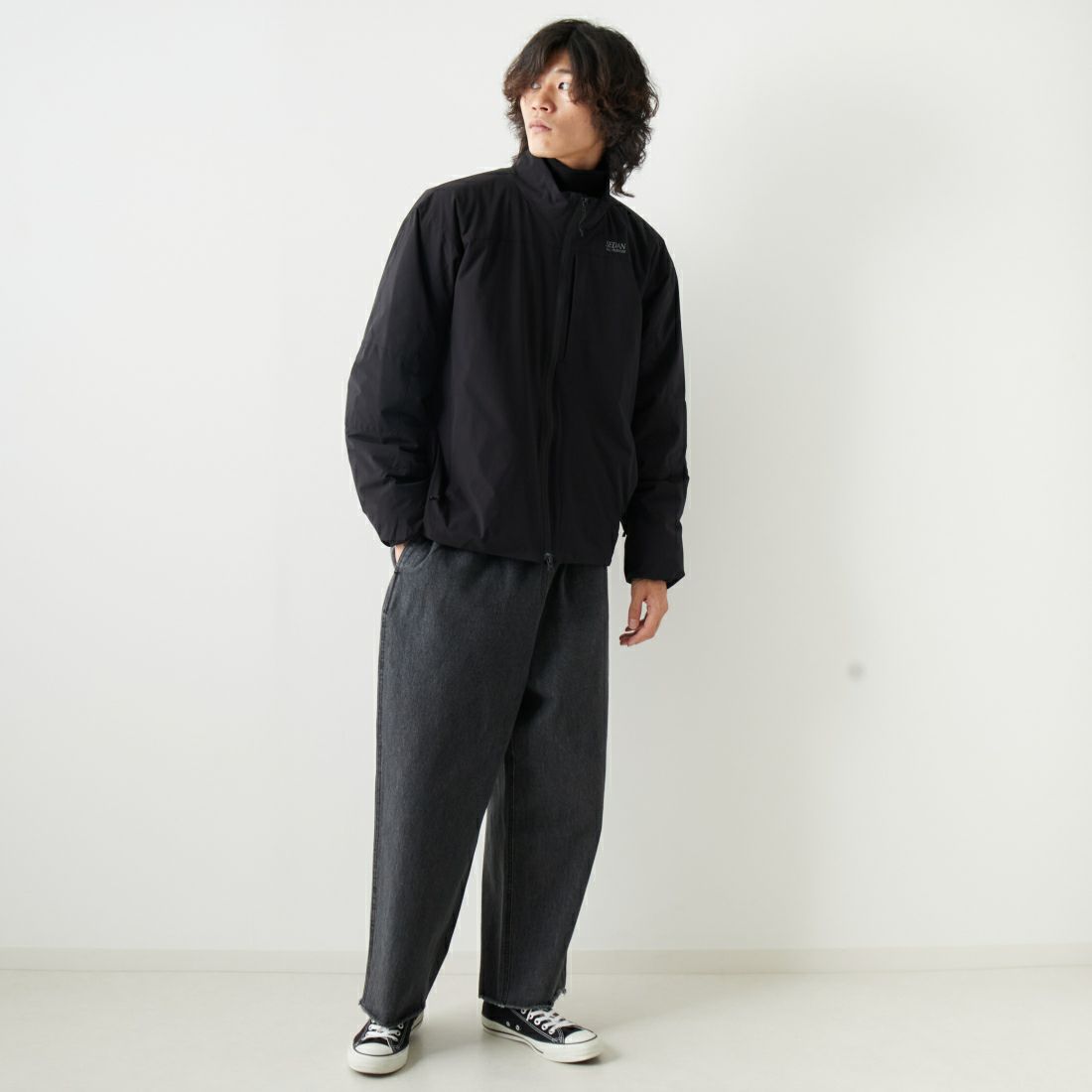 VALTA [ヴァルタ] 別注 リラックスワイドパンツ [VA23AW3037-JF] 710 BLACK &&モデル身長：182cm 着用サイズ：L&&