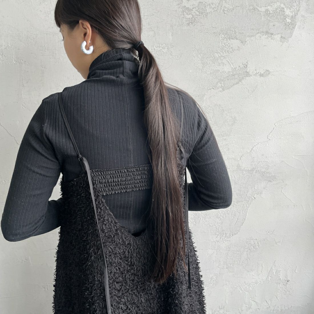 BLACK&&モデル身長：156cm 着用サイズ：F&&