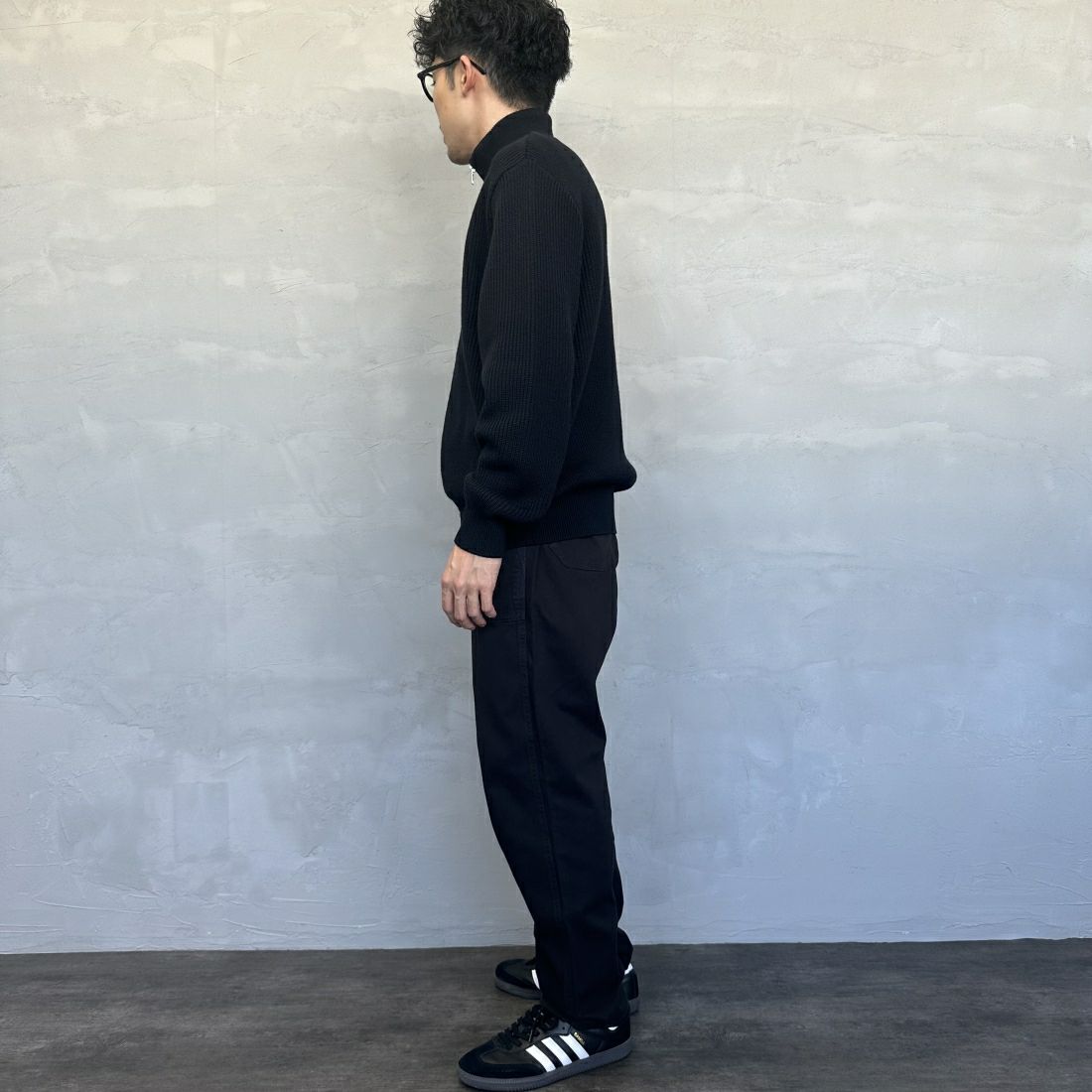 GRAMiCCi [グラミチ] ルーズテーパードリッジパンツ [G114-OGT] BLACK &&モデル身長：167cm 着用サイズ：M&&