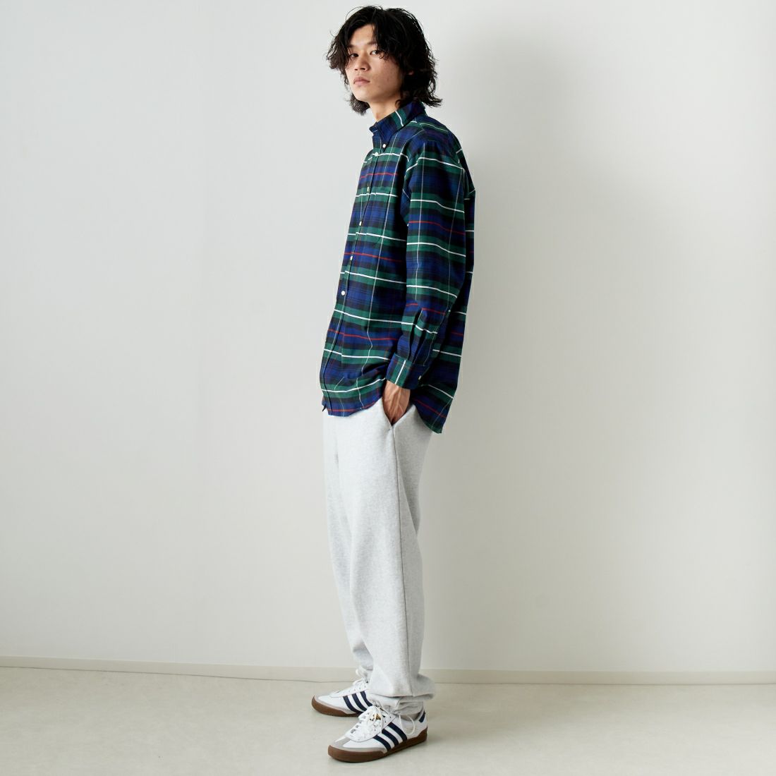 INDIVIDUALIZED SHIRTS [インディビジュアライズド シャツ] 別注 ワイドチェックシャツ [IS200009000-JF] I70MOP &&モデル身長：182cm 着用サイズ：16H&&