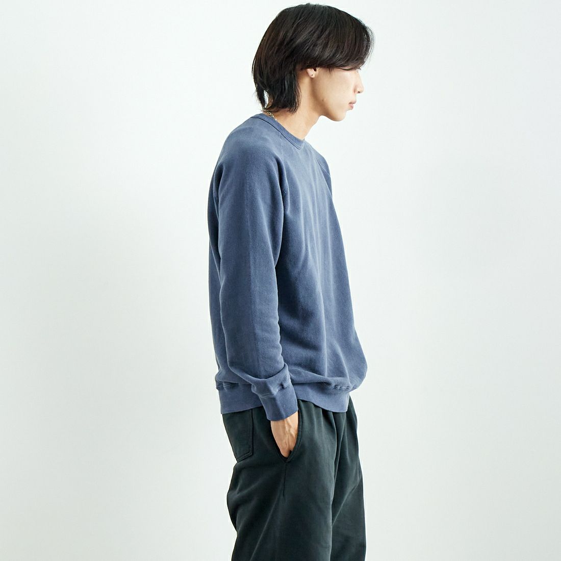 Good On [グッドオン] ラグランクルーネックスウェット [GOBW-101] P-NAVY &&モデル身長：179cm 着用サイズ：L&&