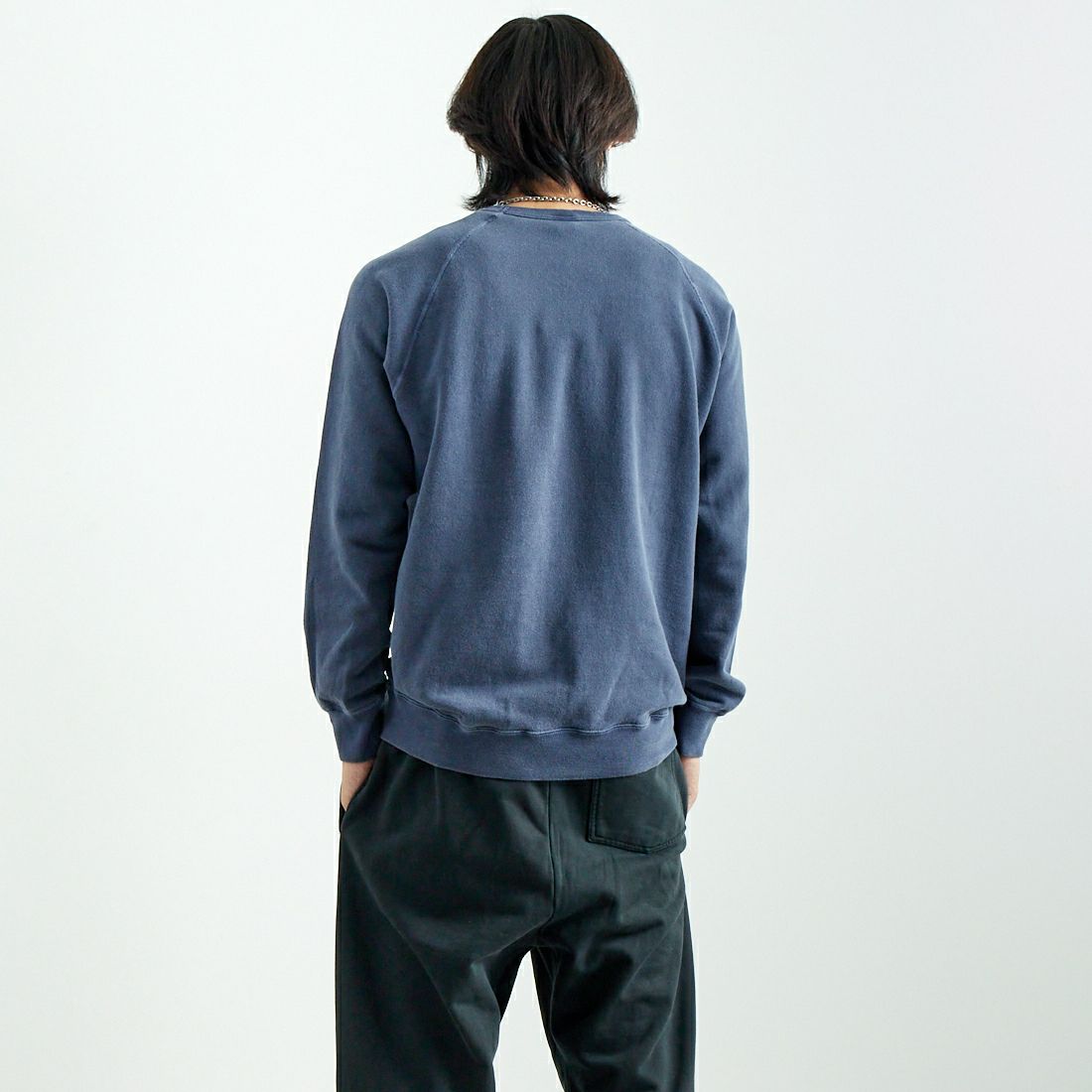 Good On [グッドオン] ラグランクルーネックスウェット [GOBW-101] P-NAVY &&モデル身長：179cm 着用サイズ：L&&