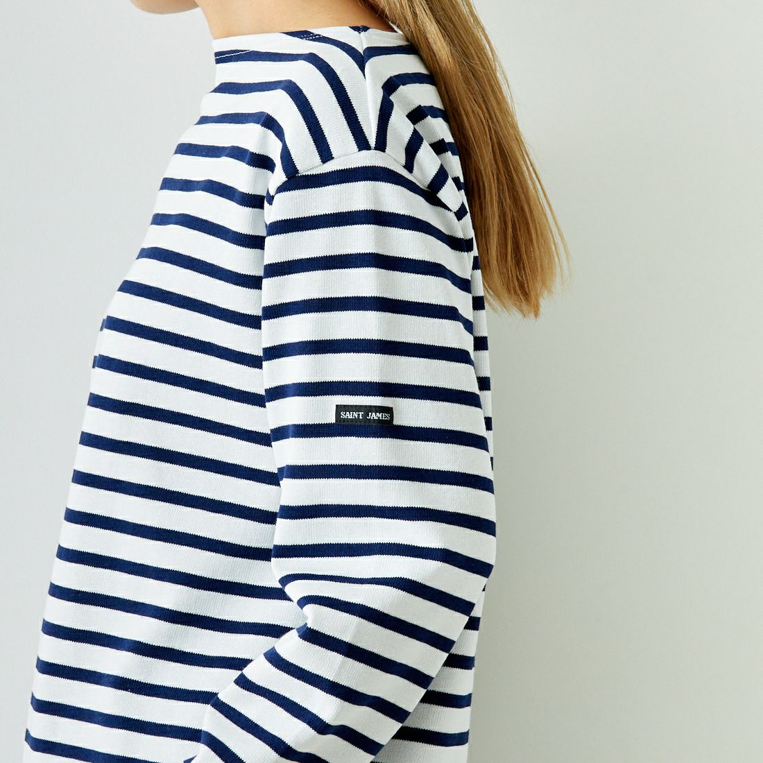 ST.JAMES [セントジェームス] バスクボーダーロングスリーブTシャツ [OUESSANT] NEI/MAR&&モデル身長：156cm 着用サイズ：3&&