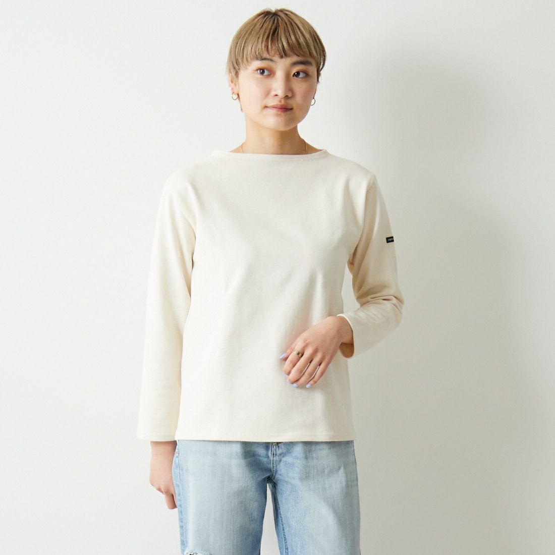 ST.JAMES [セントジェームス] バスクロングスリーブTシャツ [OUESSANT-SD] ECRU &&モデル身長：160cm 着用サイズ：1&&