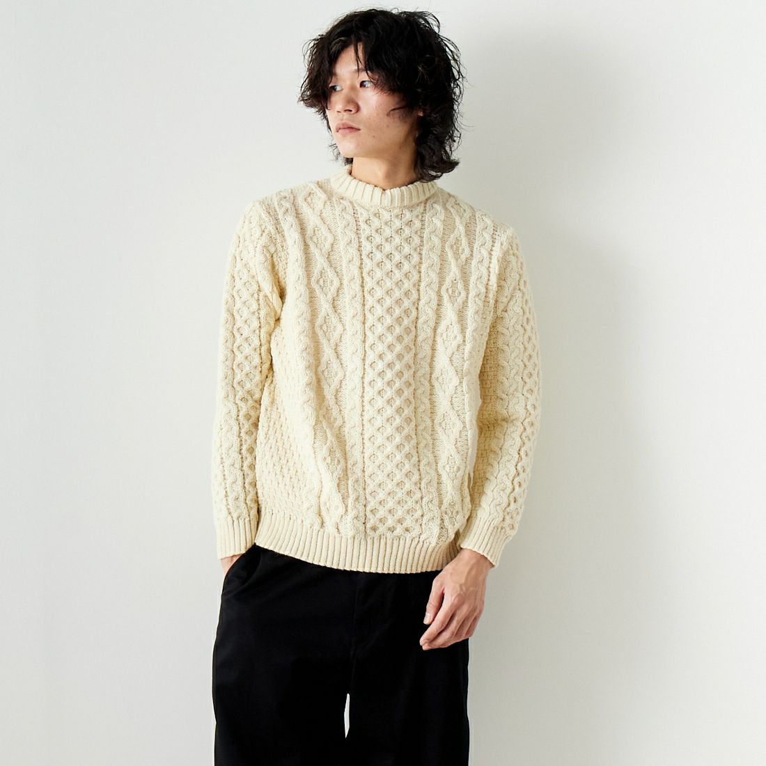 Kerry Woollen Mills [ケリーウーレンミルズ] アランケーブルクルーネックセーター [KW-0001]