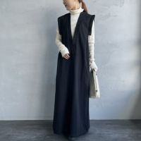 BLACK&&モデル身長：156cm 着用サイズ：F&&