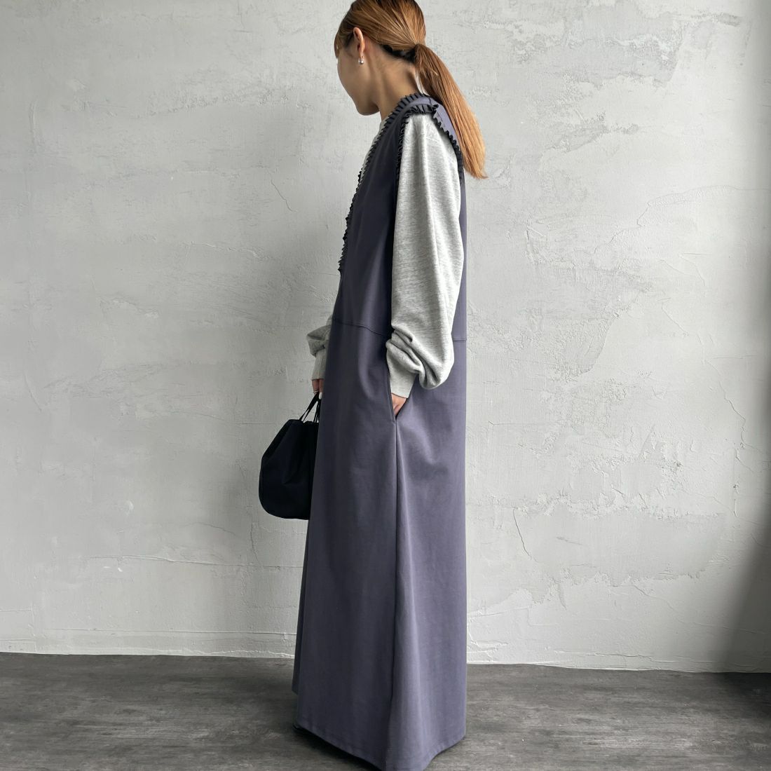 USINE [ユジーヌ] プリーツカットソージャンスカ [2410401] CHARCOAL &&モデル身長：156cm 着用サイズ：F&&