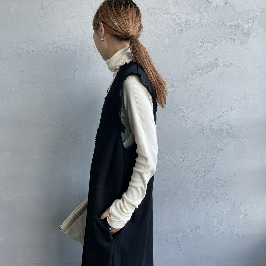 USINE [ユジーヌ] プリーツカットソージャンスカ [2410401] BLACK &&モデル身長：156cm 着用サイズ：F&&