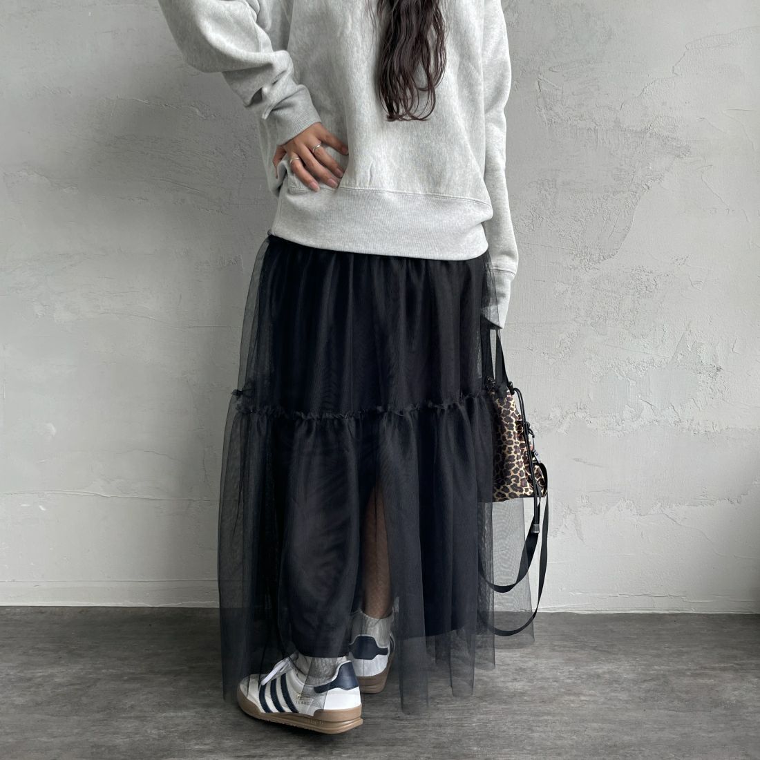 09 BLACK&&モデル身長：156cm 着用サイズ：F&&