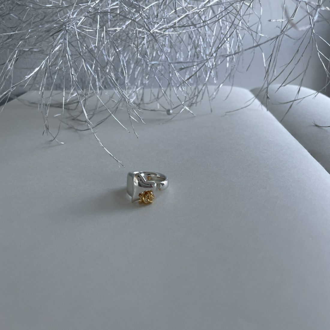 LAPUIS [ラピュイ] Coil Heartリング [233-220103] MULTI