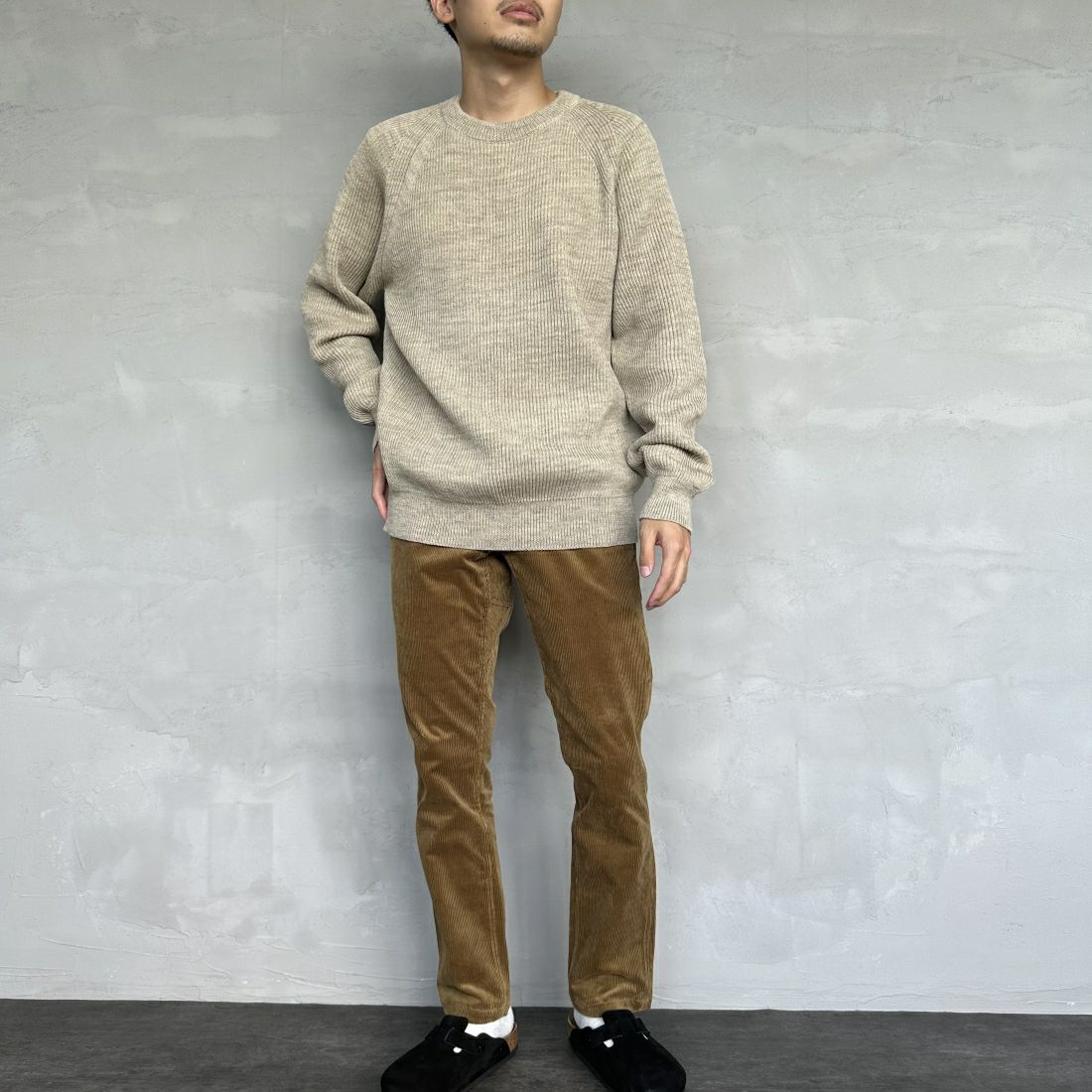 GRAMiCCi [グラミチ] コーデュロイ クロップドNNパンツ [G2FM-P005] MOCHA BEIG&&モデル身長：168cm 着用サイズ：S&&