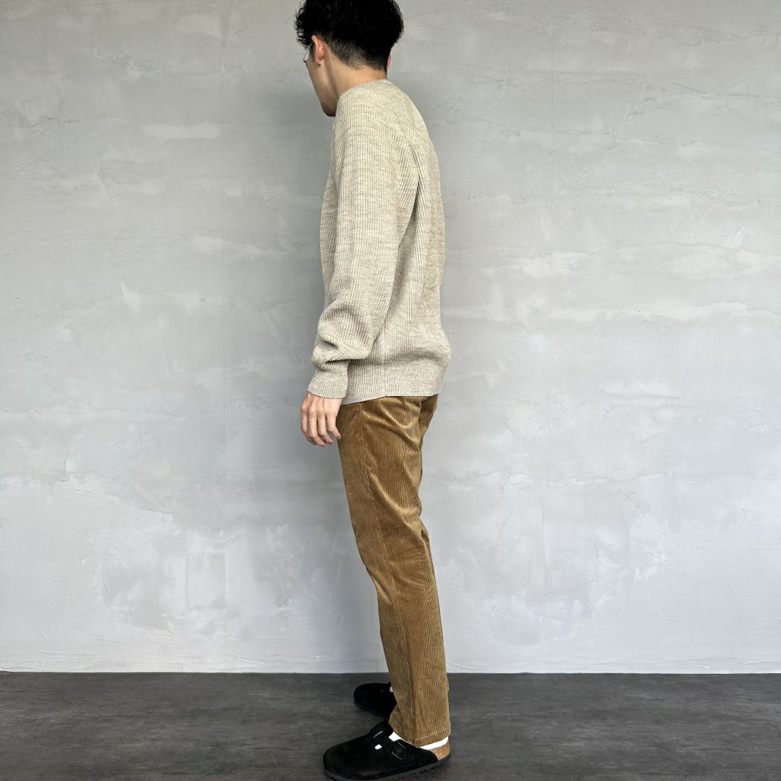 GRAMiCCi [グラミチ] コーデュロイ クロップドNNパンツ [G2FM-P005] MOCHA BEIG&&モデル身長：168cm 着用サイズ：S&&