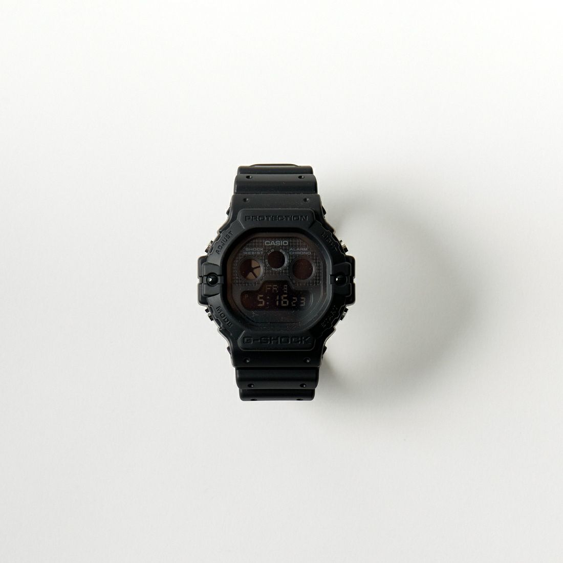 G-SHOCK [ジーショック] デジタルウォッチ [DW-5900BB-1JF]