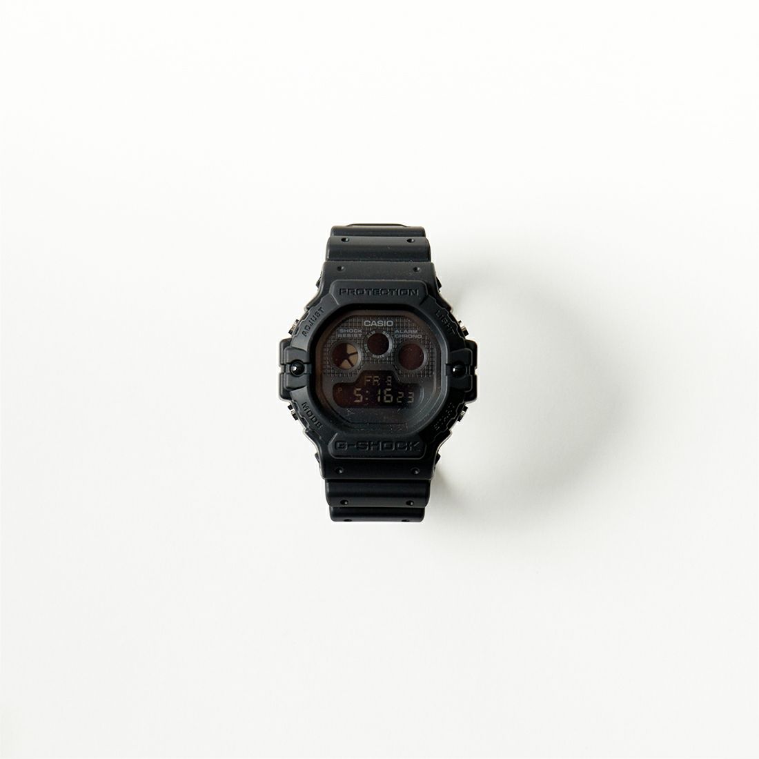 G-SHOCK [ジーショック] デジタルウォッチ [DW-5900BB-1JF]
