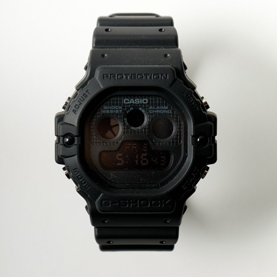 G-SHOCK [ジーショック] デジタルウォッチ [DW-5900BB-1JF] BLACK