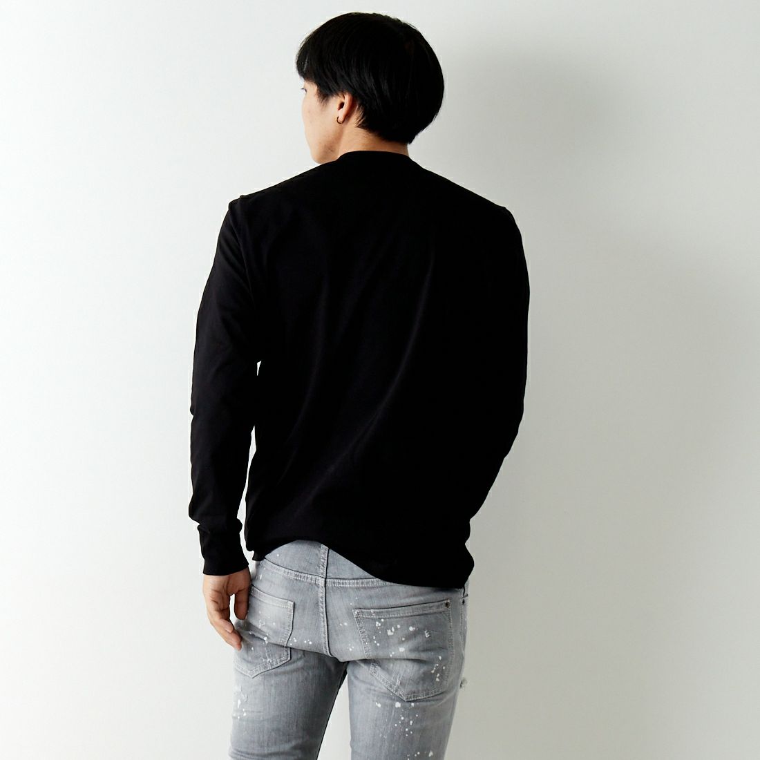 Dsquared2 [ディースクエアード] ロングスリーブロゴTシャツ [74GD1295-23009] 900 BLACK &&モデル身長：179cm 着用サイズ：M&&