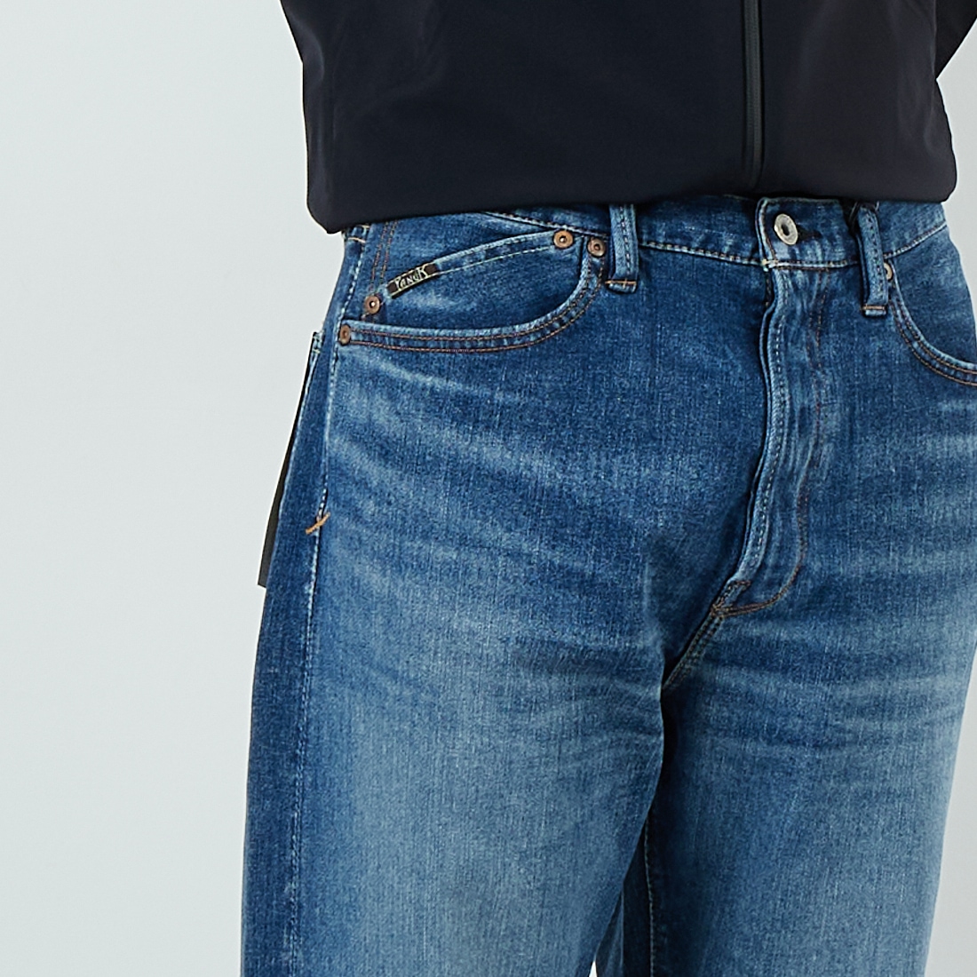 YANUK [ヤヌーク] セルビッジストレートデニム No.XX(ナンバートゥウェンティー) [57233504] VTG &&モデル身長：179cm 着用サイズ：4&&