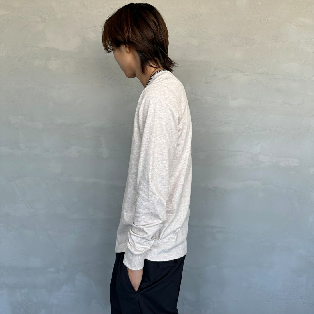 FRED PERRY [フレッドペリー] ティップライン ワンポイント刺繍Tシャツ [M9602] X23 PORRID &&モデル身長：179cm 着用サイズ：M&&
