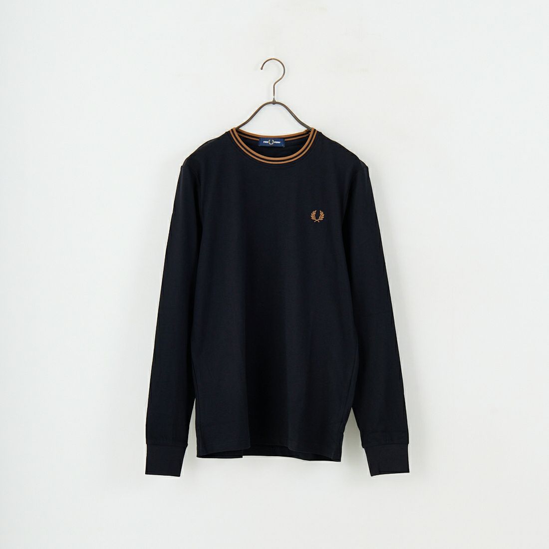 FRED PERRY [フレッドペリー] ティップライン ワンポイント刺繍Tシャツ [M9602] 184 BLACK