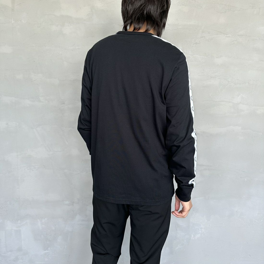 FRED PERRY [フレッドペリー] テープドロングスリーブTシャツ [M4621] 102 BLACK&&モデル身長：173cm 着用サイズ：M&&