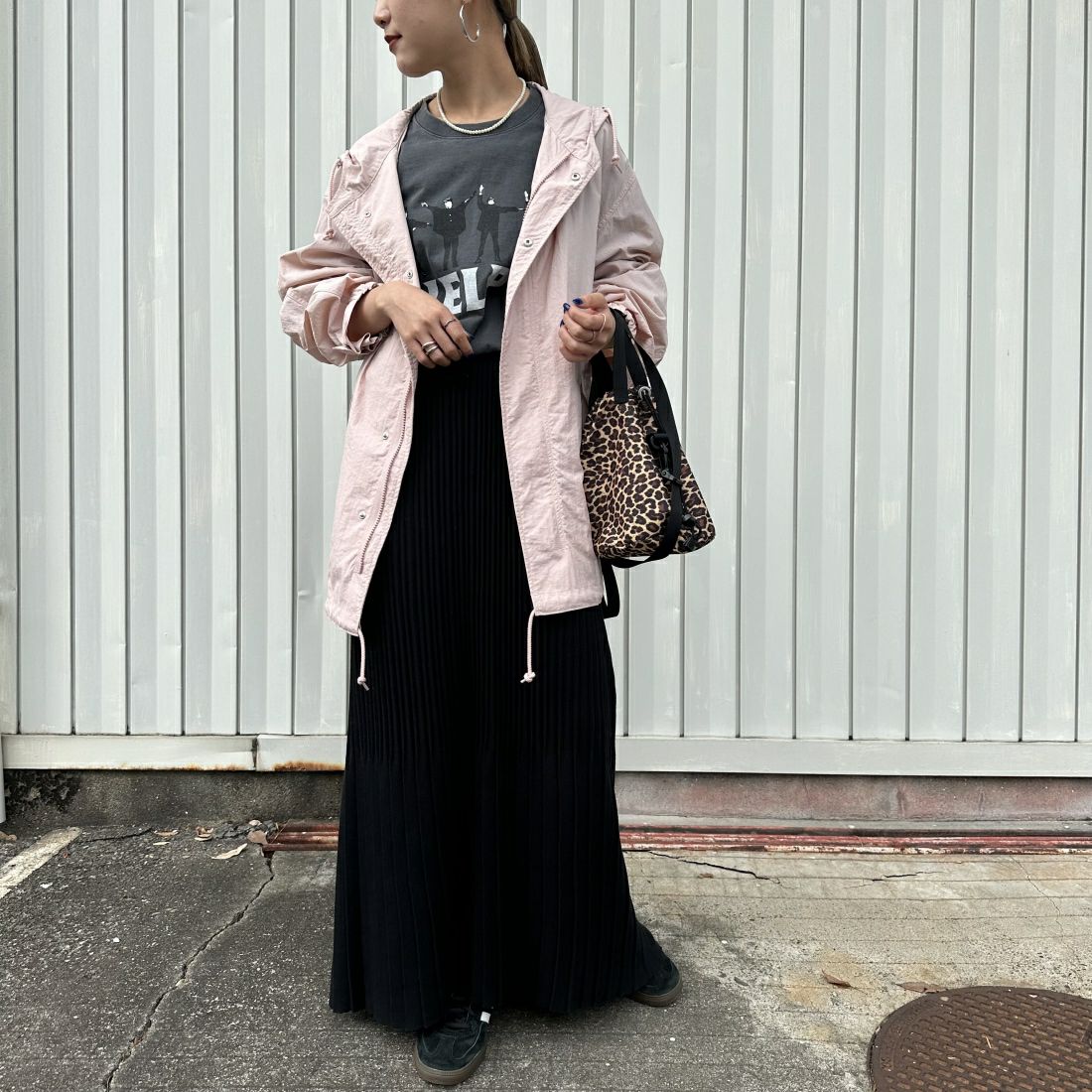 Jeans Factory Clothes [ジーンズファクトリークローズ] ショート丈 ナイロンモッズパーカー [IN1-CT-4] PINK &&モデル身長：156cm 着用サイズ：F&&