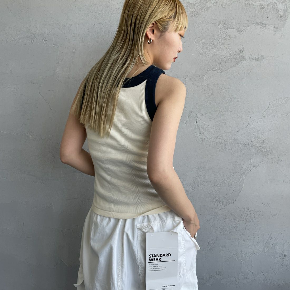 Robert P.Miller [ロバートピーミラー] 別注 配色ボーダー アメリカンスリーブタンクトップ(カップ付き) [RM241-2080IN-JF] IVORY &&モデル身長：156cm 着用サイズ：F&&