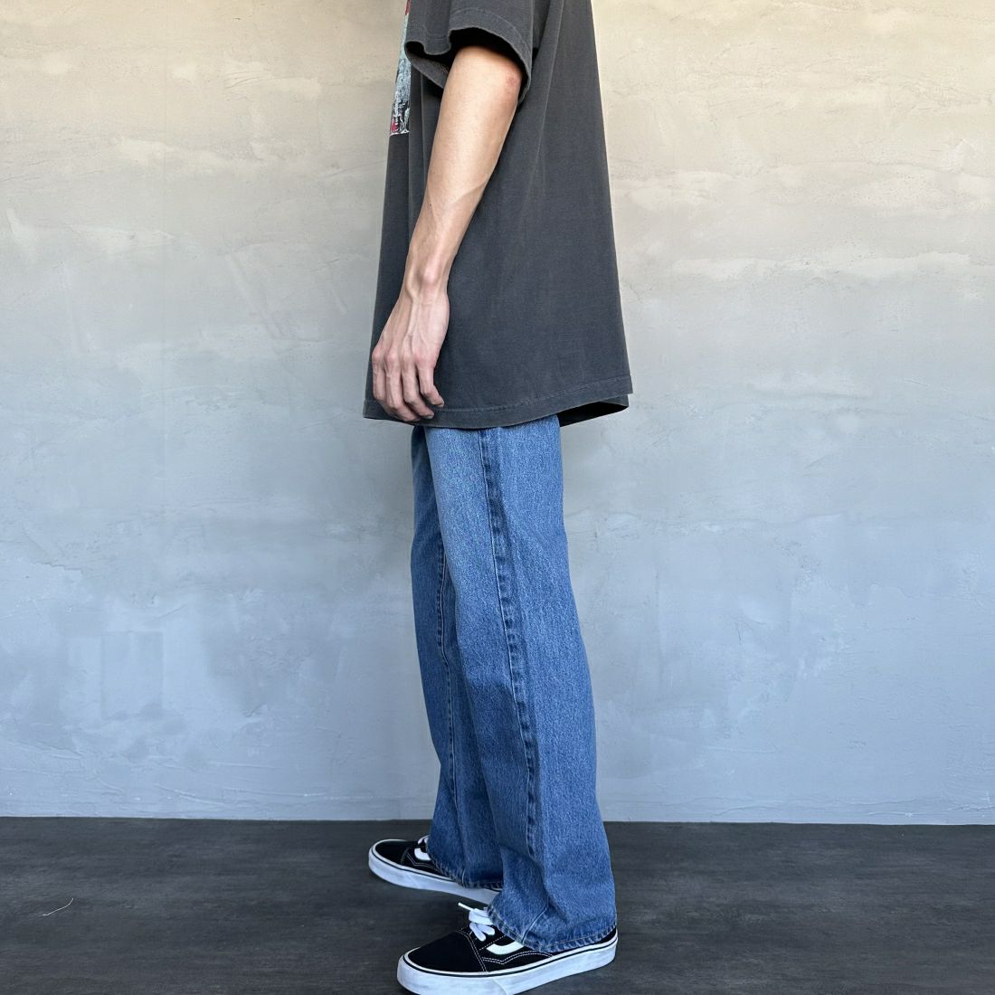 NEEDBY heritage [ニードバイヘリテージ] 別注 GEORGE ブーツカットデニム [GEORGE-JF] MB &&モデル身長：168cm 着用サイズ：28&&