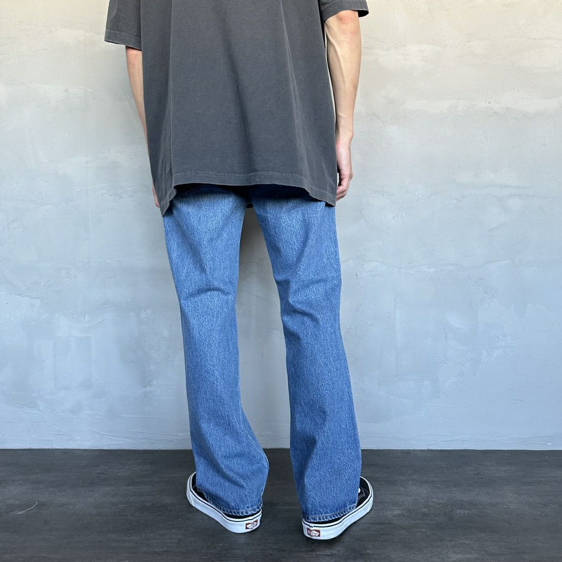 NEEDBY heritage [ニードバイヘリテージ] 別注 GEORGE ブーツカットデニム [GEORGE-JF] MB &&モデル身長：168cm 着用サイズ：28&&