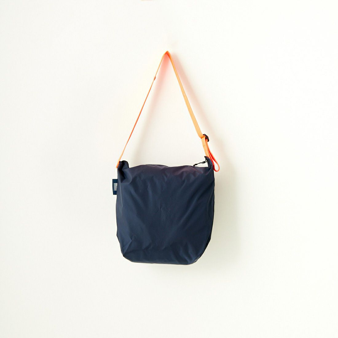 4℃ ショルダーバッグ　ネイビー STAFF STYLING｜THE SHOP YOHJI YAMAMOTO