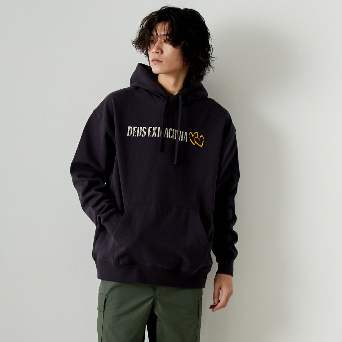 ANTHRACITE&&モデル身長：182cm 着用サイズ：M&&
