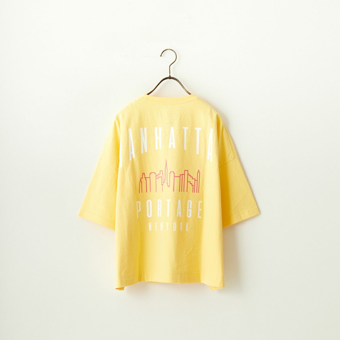 MANHATTAN PORTAGE [マンハッタンポーテージ] 別注 バックアーチロゴプリントTシャツ [24SSMP-INL012-JF]L.YELLOW