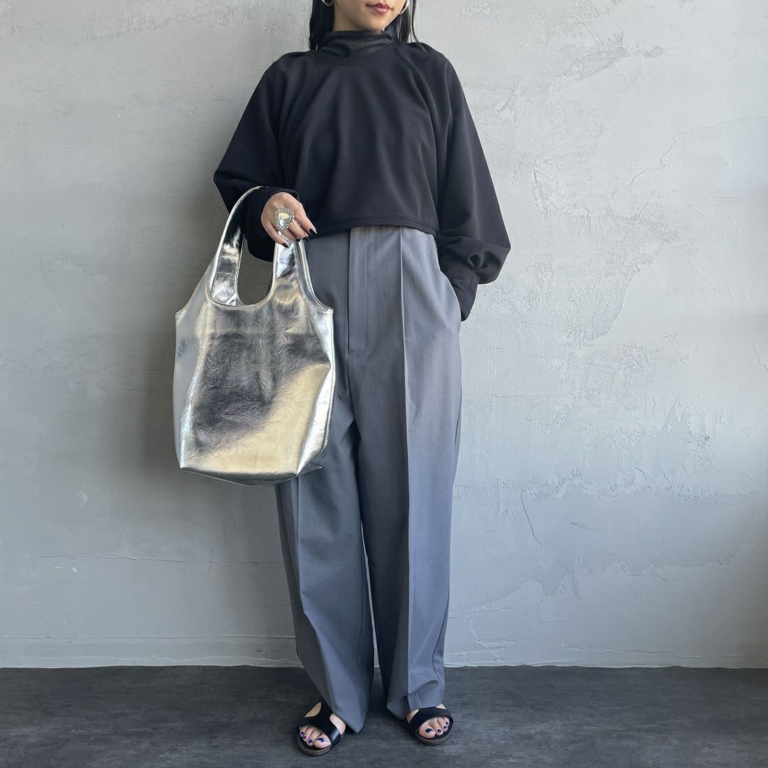 By/m [バイエム] ギャザーベルト付きカットボレロ [23142064] 09 BLACK &&モデル身長：156cm 着用サイズ：F&&