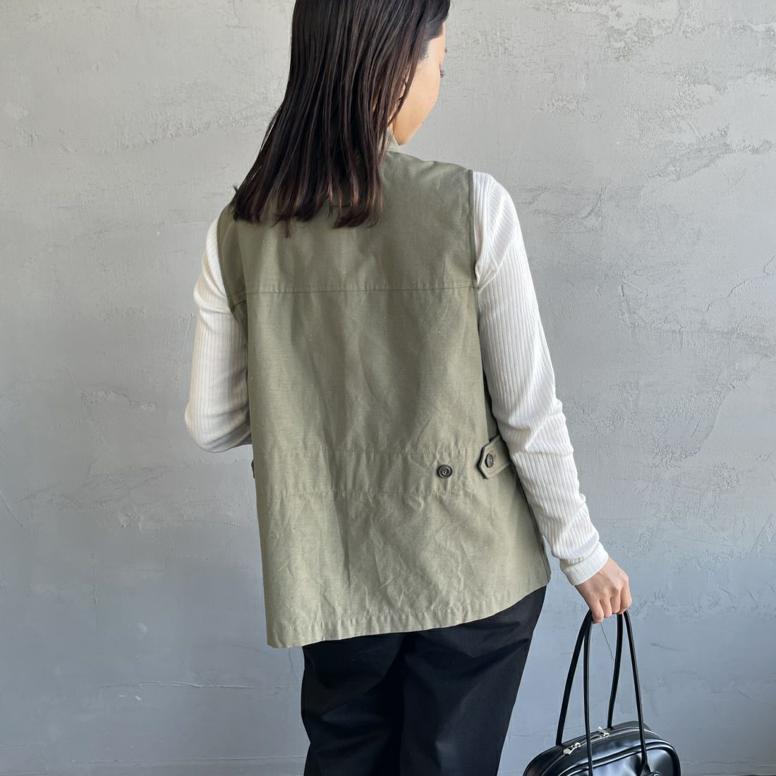 mizuiro ind [ミズイロインド] スタンドカラーワークベスト [4-230017] 24 KHAKI &&モデル身長：163cm 着用サイズ：F&&