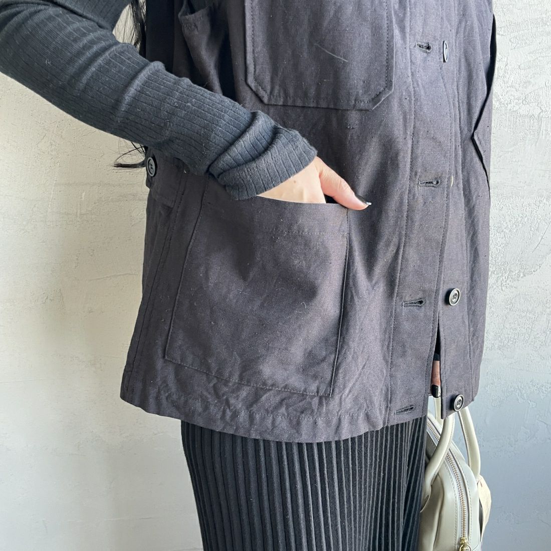 mizuiro ind [ミズイロインド] スタンドカラーワークベスト [4-230017] 99 BLACK &&モデル身長：156cm 着用サイズ：F&&