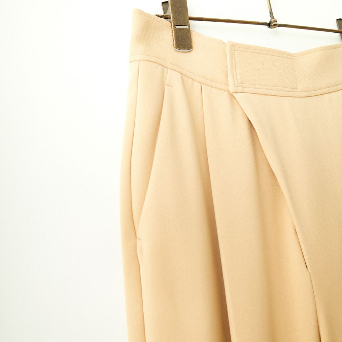 CHIGNON [シニヨン] マジックテープテーパードパンツ [3736-565PT] L/BEIGE